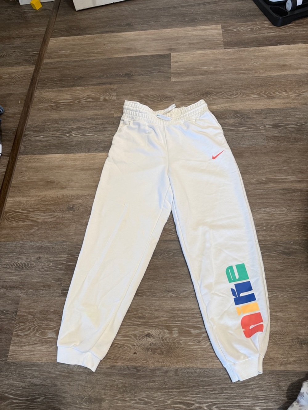 Nike White Sweatpants with Multicolor 'Nike' Side Print